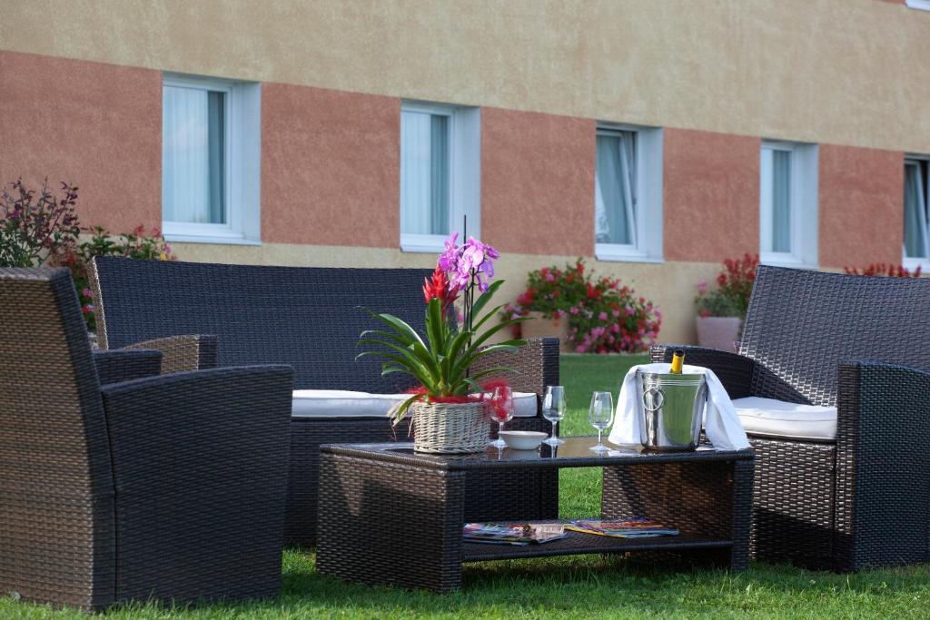 Hotel Le Kolibri Tournus Dış mekan fotoğraf